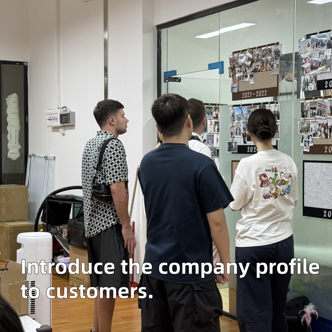 Russian Client Visits Mige Sports for In-Depth Factory Tour