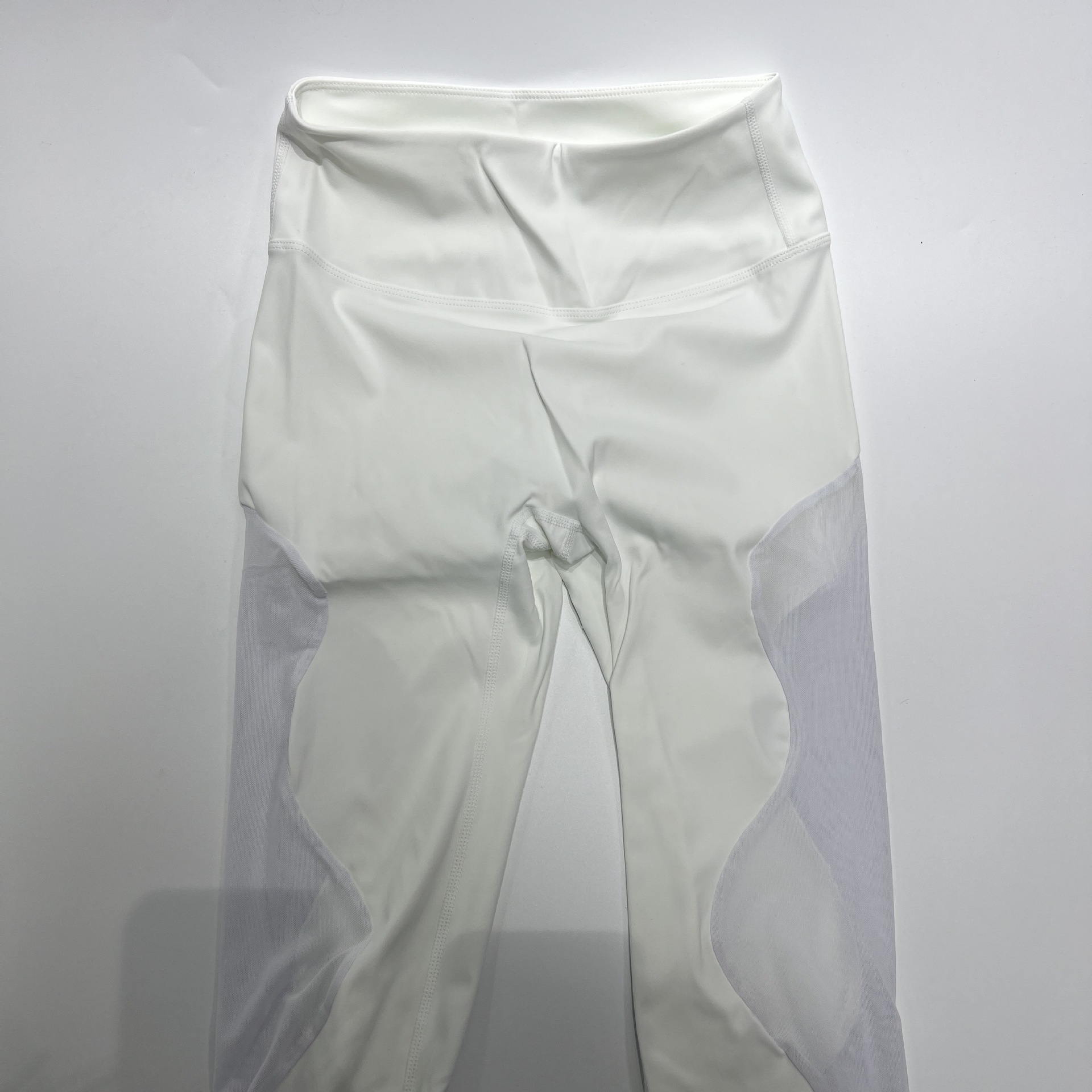 Activewear Mesh Style Bra Tops With Tight Hip Lifting Leggings Fitness Sports Pants Yoga Sets for Women FGB25126