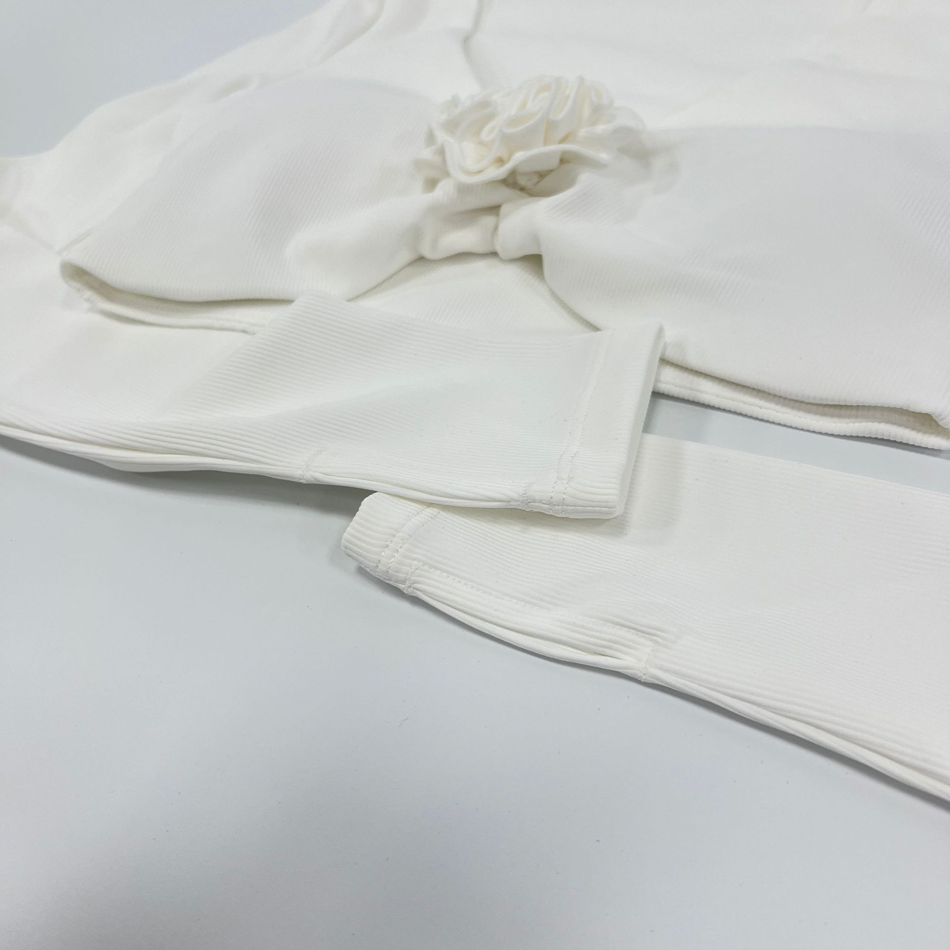 Women's Gym Fitness Leggings Crop Top Set Breathable Stretchy Yoga Workout Set FGB7704