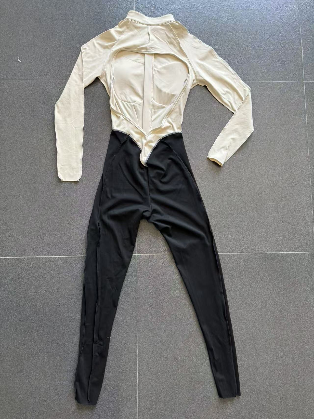 One Piece Spandex Women's Long Sleeve Yoga Sports Jumpsuits Gym Workout Jumpsuit With Zip FGB16617