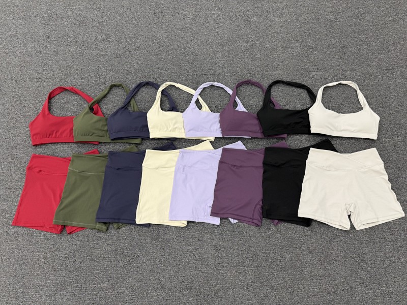 Sports Bra with High-Elastic Halter Neck Cross-Waist Fitness Shorts Yoga Wear Breathable Solid Set FGB5423 9721