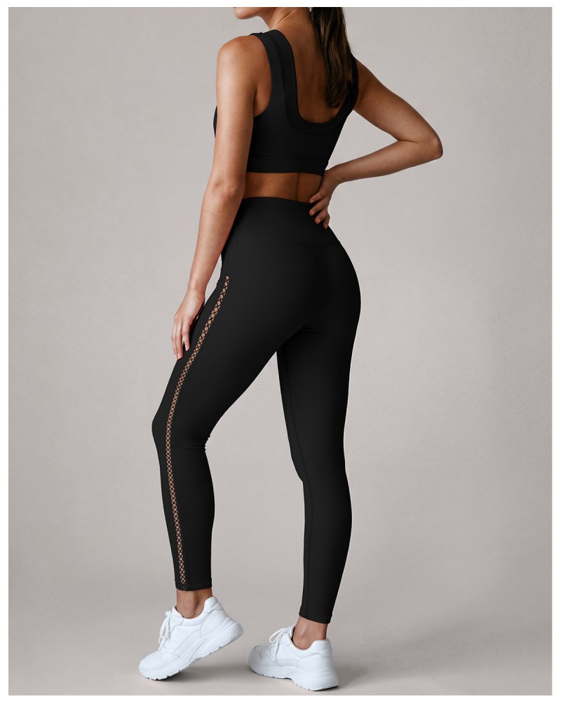 Yoga Set for Training and Workout With Stretchable Fabric and Comfortable Design for Gym Fitness and Daily Activities FGBLD2678