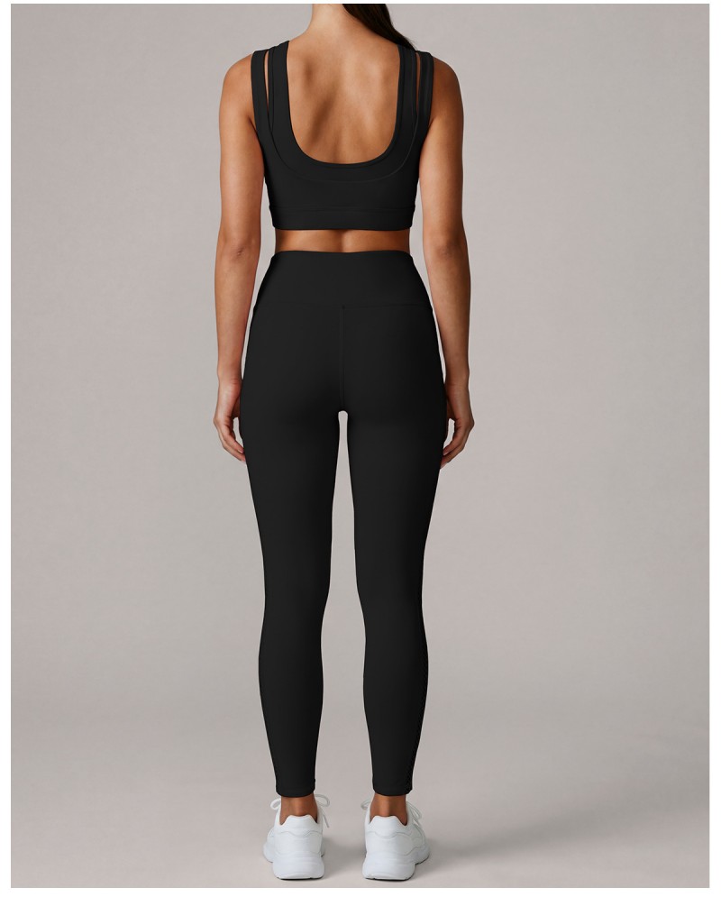 Yoga Set for Training and Workout With Stretchable Fabric and Comfortable Design for Gym Fitness and Daily Activities FGBLD2678