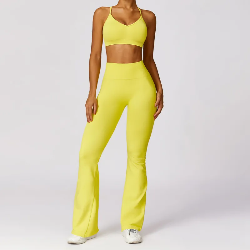 Seamless 3-Piece Yoga Set: Sports Bra, Jacket, and Leggings FGBTZ7502