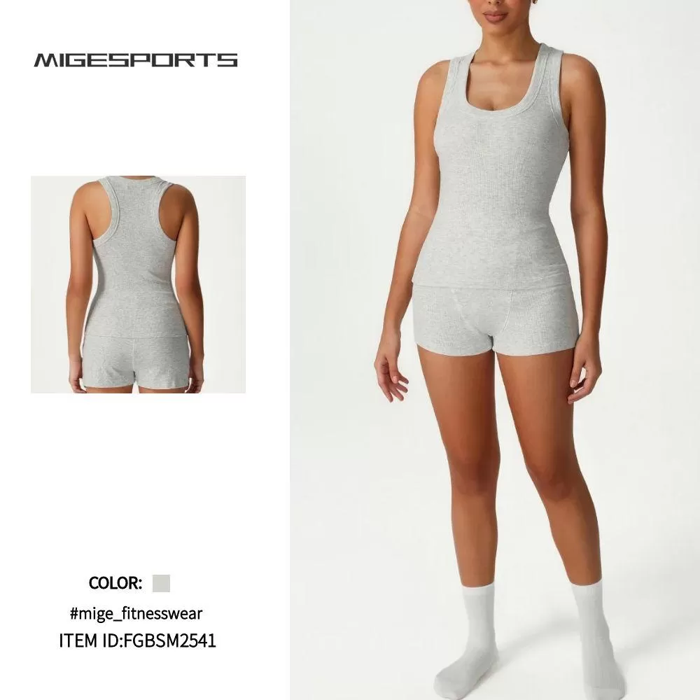 Deep U Neck Tank Top and Shorts Set Custom Workout Yoga Set FGBSM2541