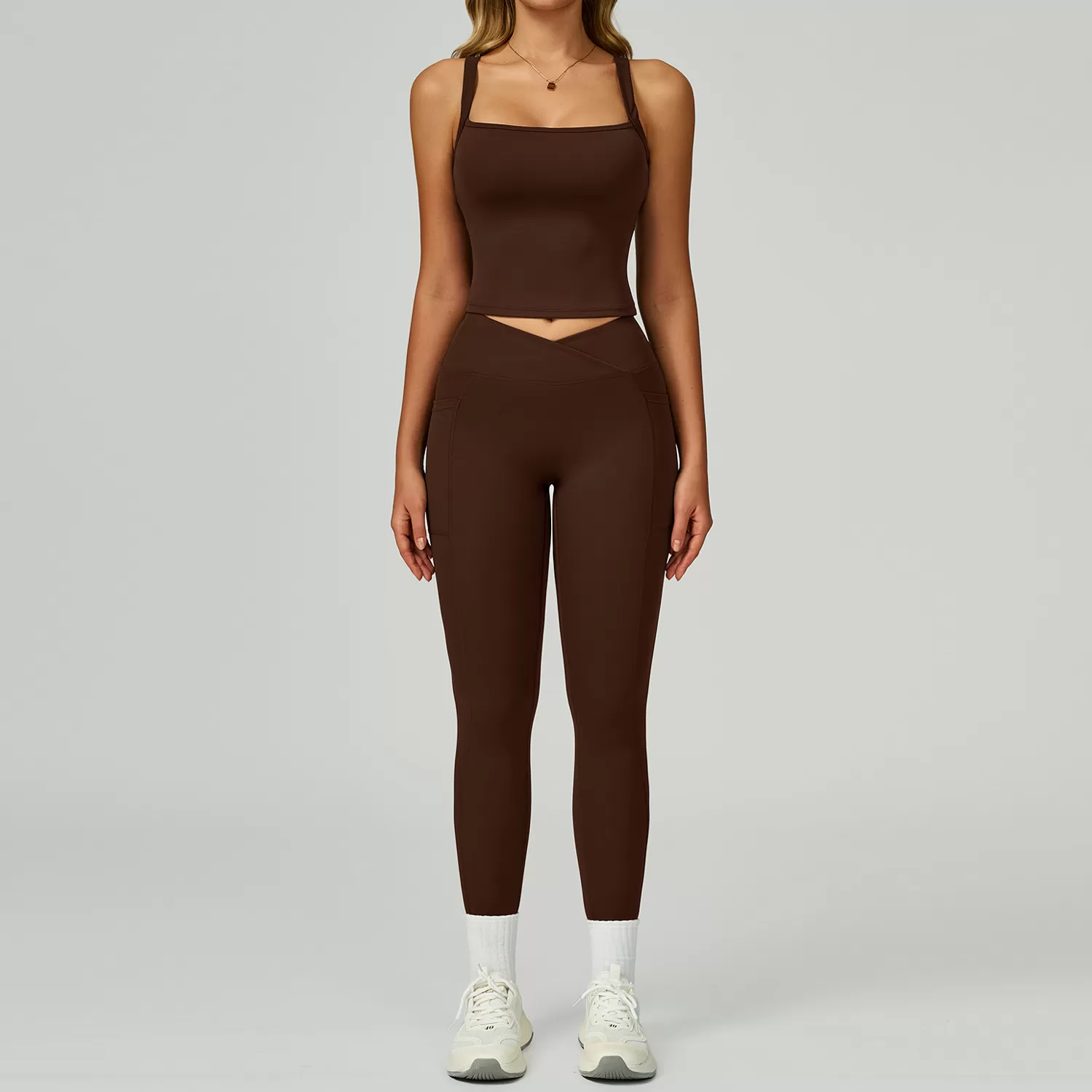 Brown singlet+leggings