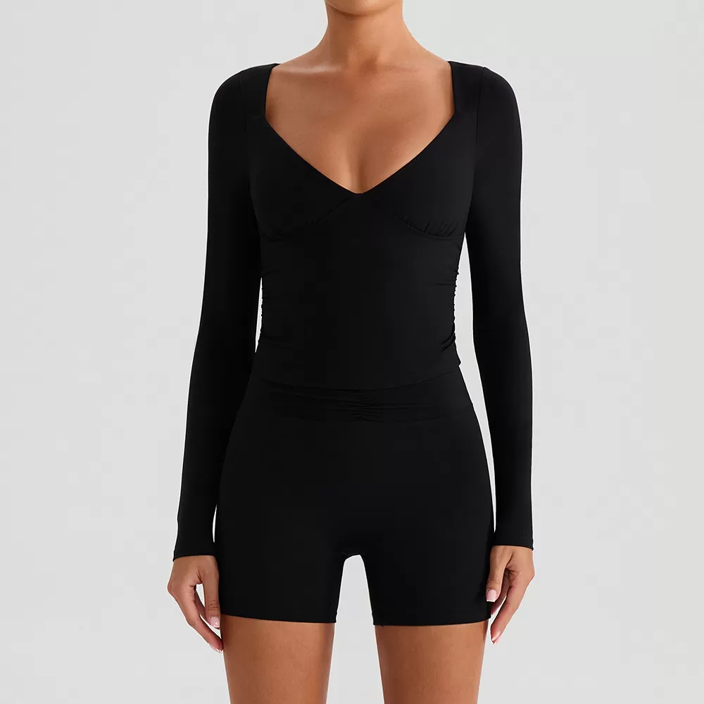 Black long sleeves+shorts