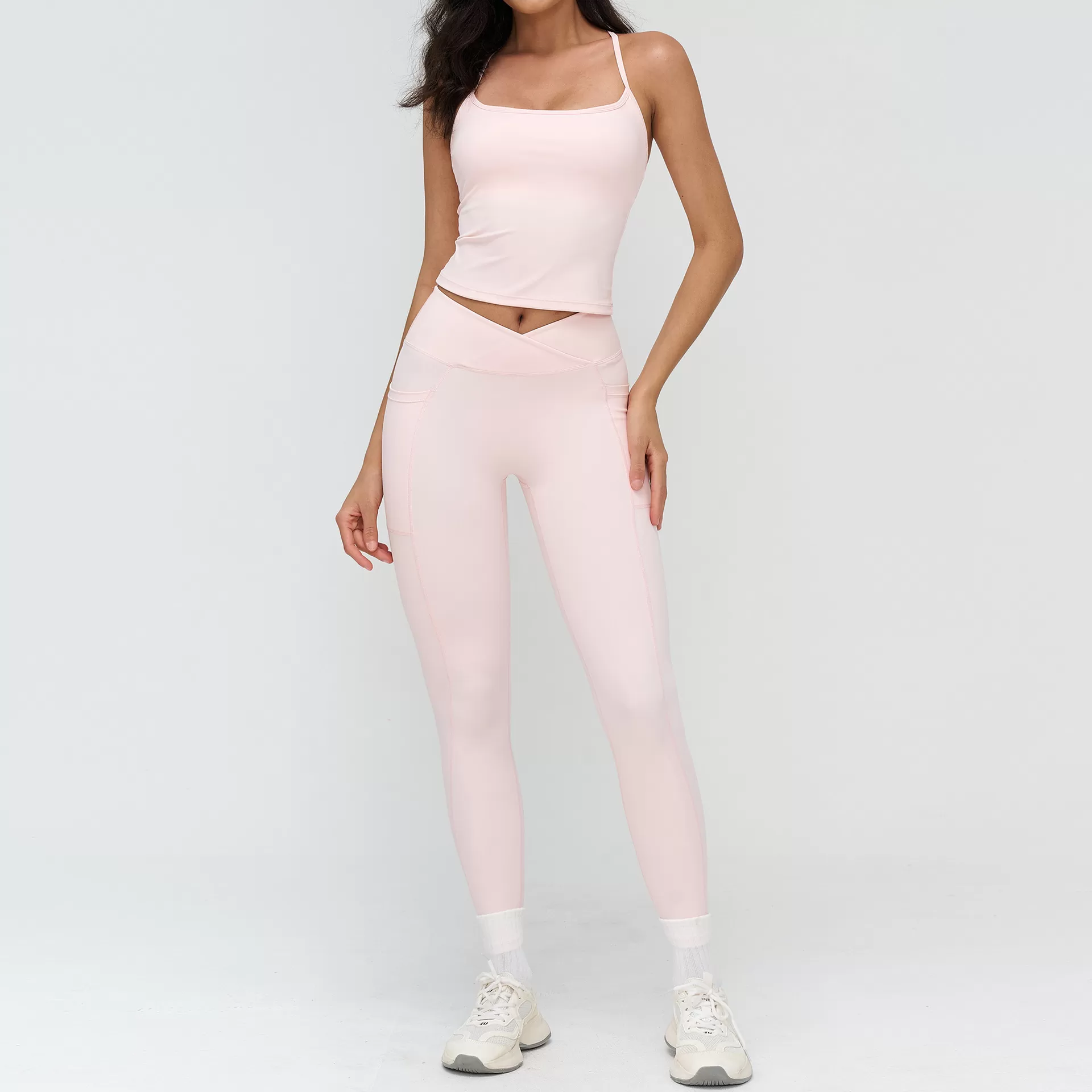 Light pink singlets+leggings
