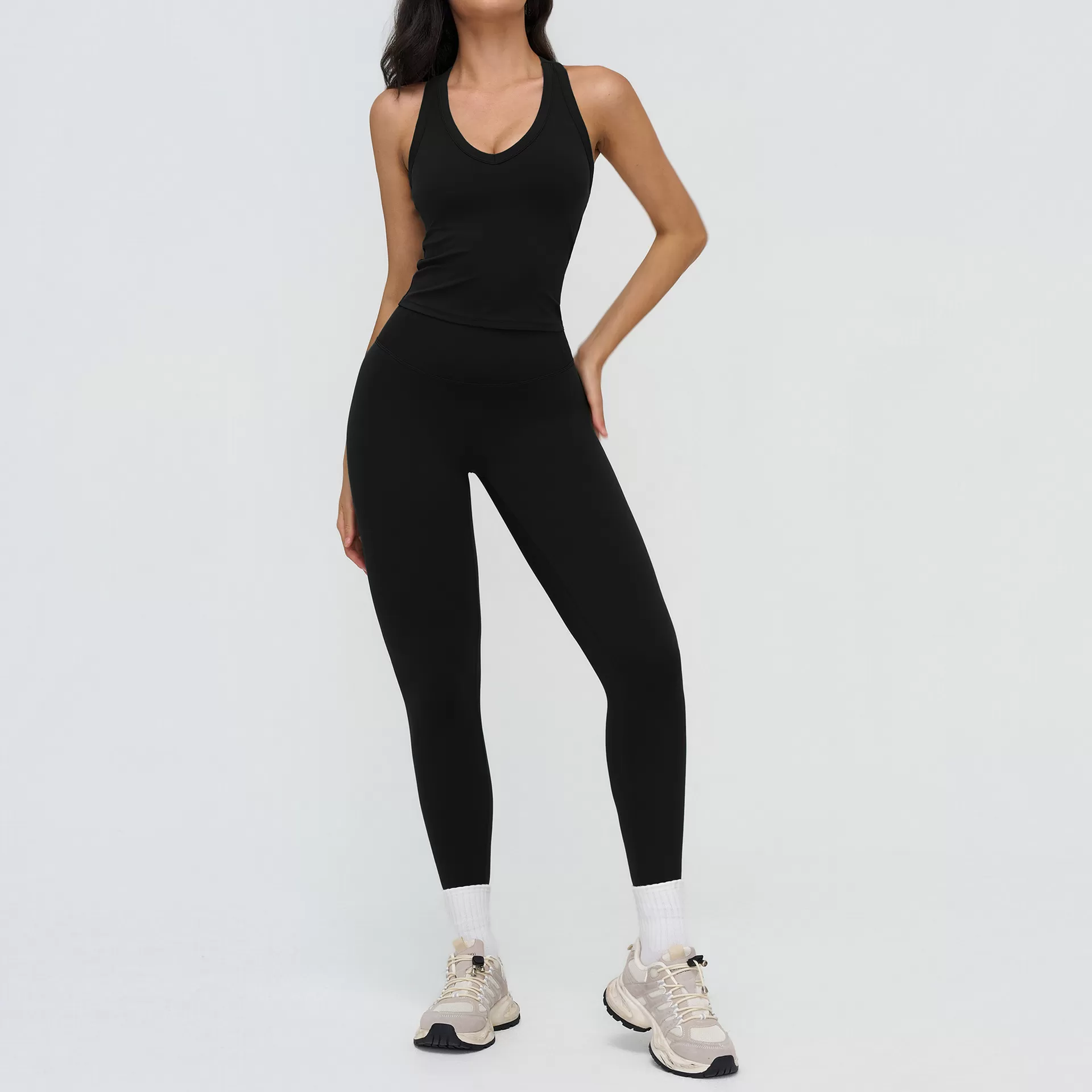 Black singlets+leggings