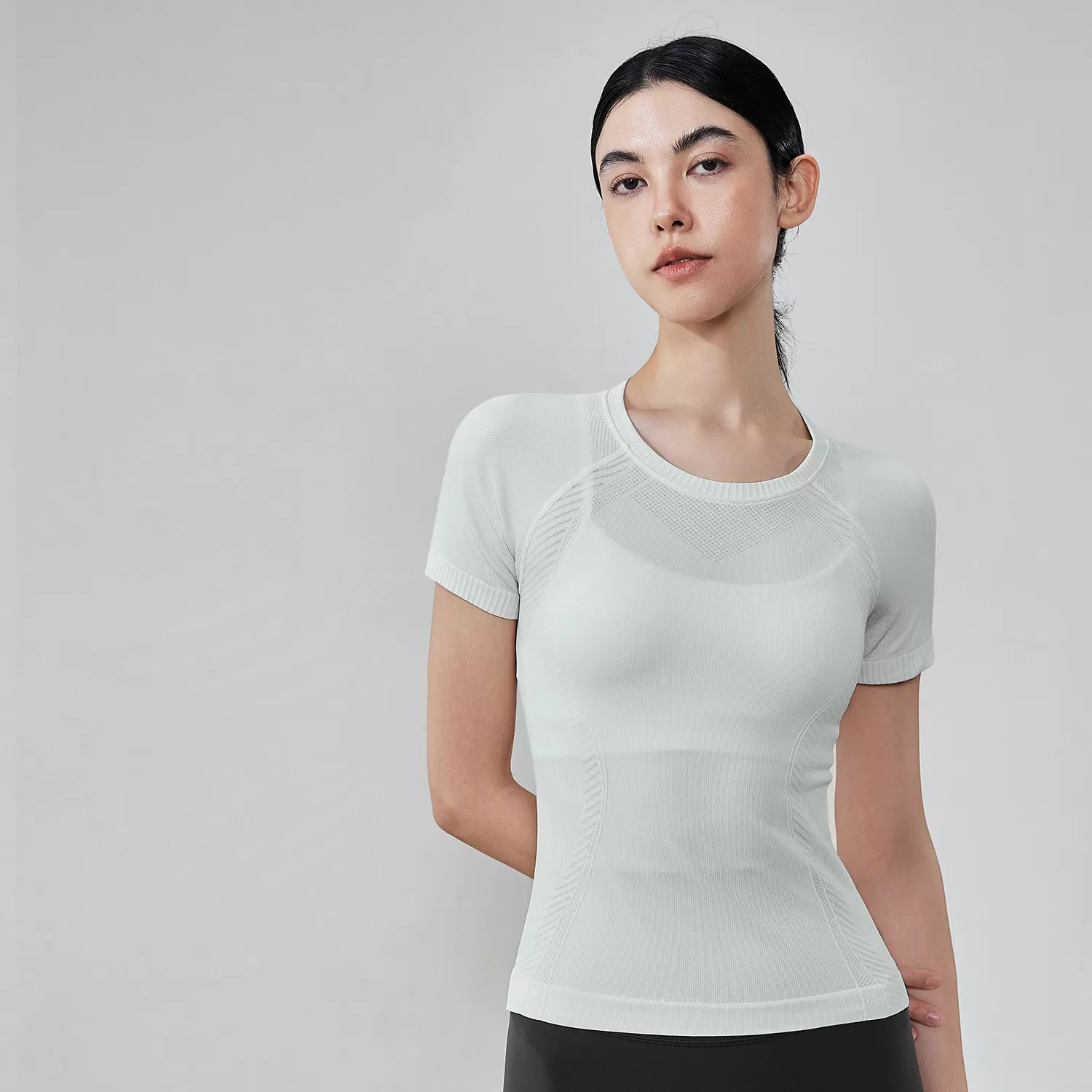 Women Sportswear Running Round Neck Short Sleeve Gym Fitness Sports Short Sleeves Workout FGBTX53001