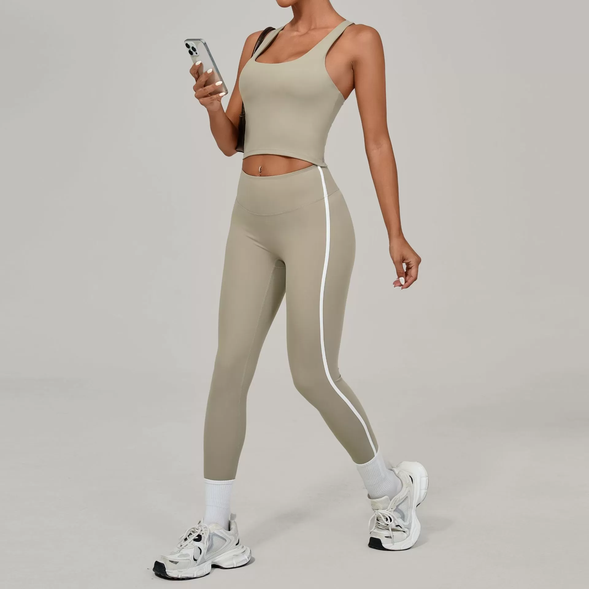 Light khaki singlets+leggings