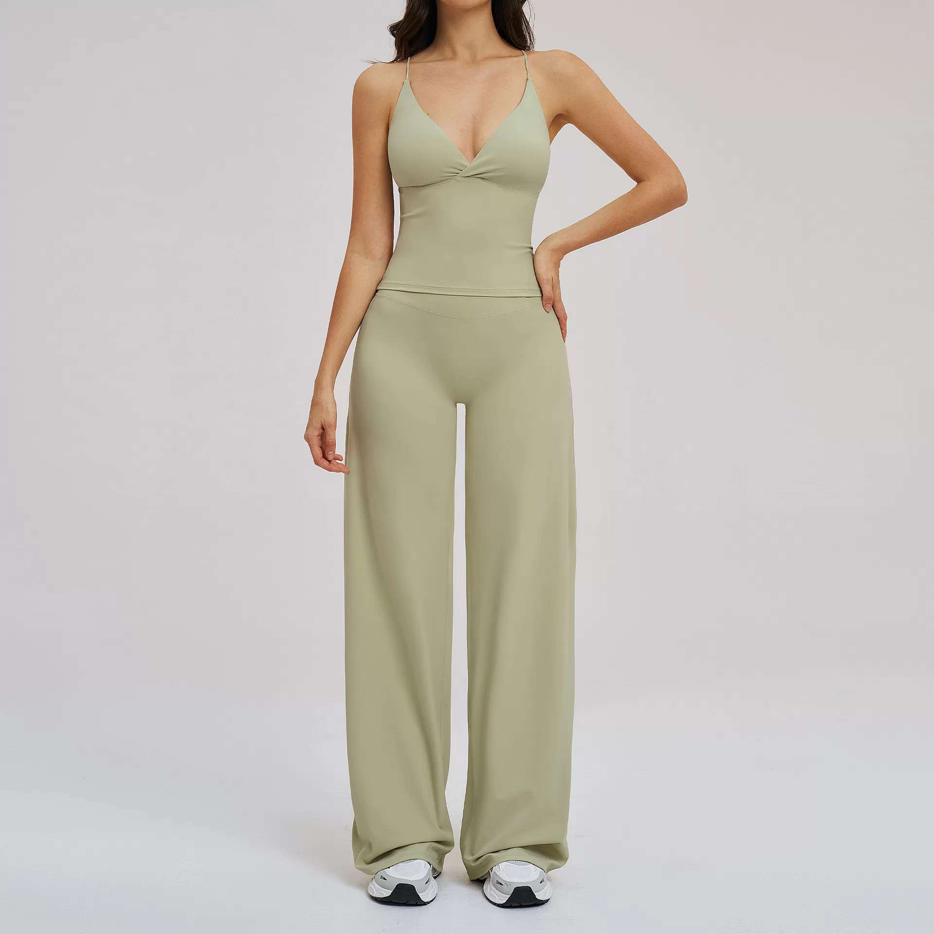 Green singlets+pants