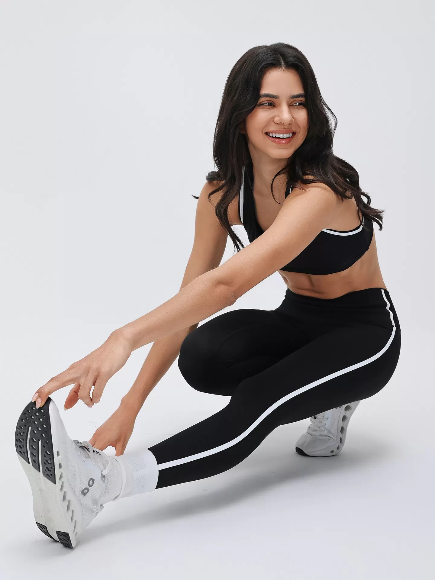 Women's High-Waisted Striped Sports Leggings Elastic Waist Yoga Pants for Running Sports FGBD26039