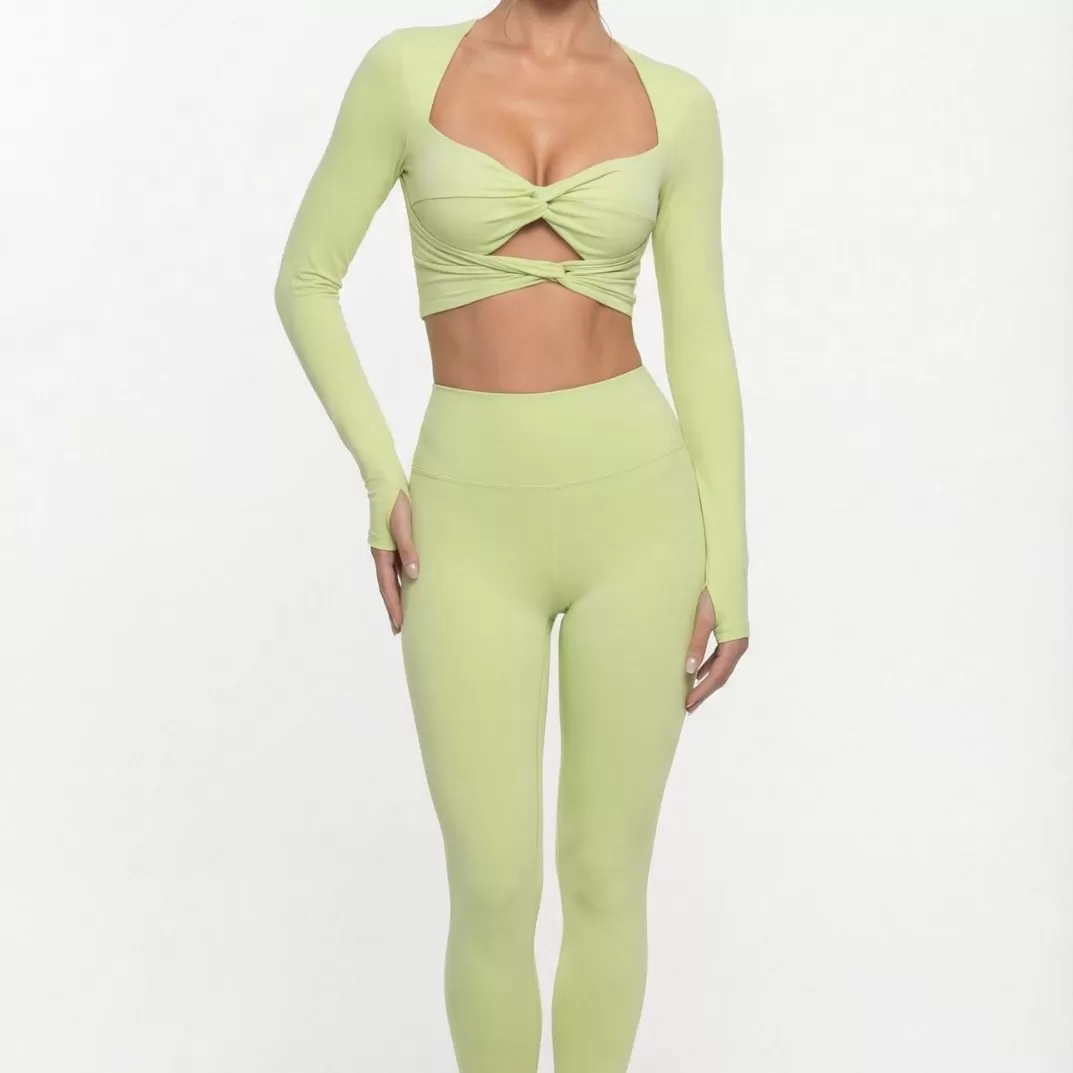 Women's 2-Piece Sport Gym Set Long Sleeves Tops and Leggings for Yoga Workout Fitness and Workout Clothes FGB25113