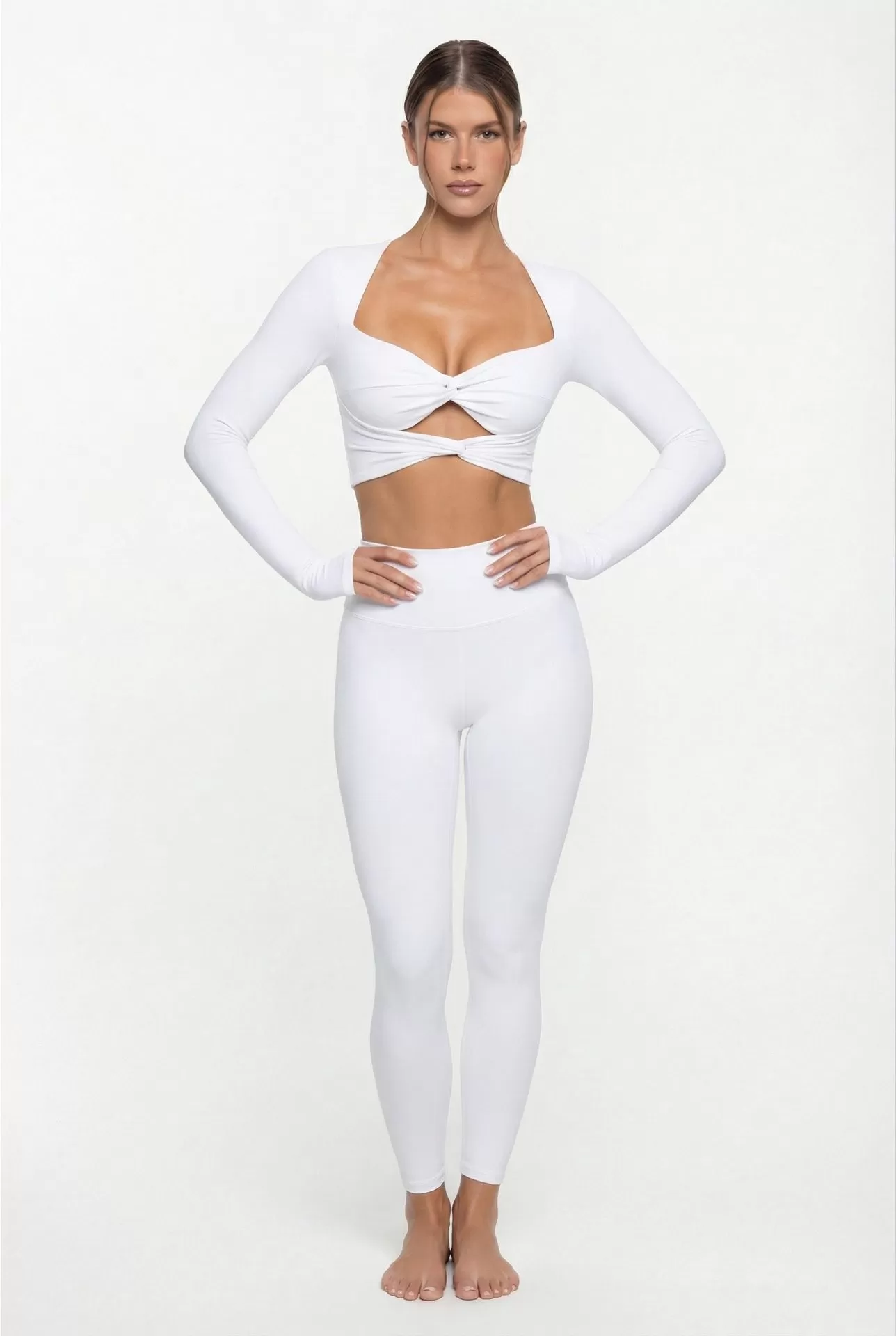 Off white long sleeves tops+leggings