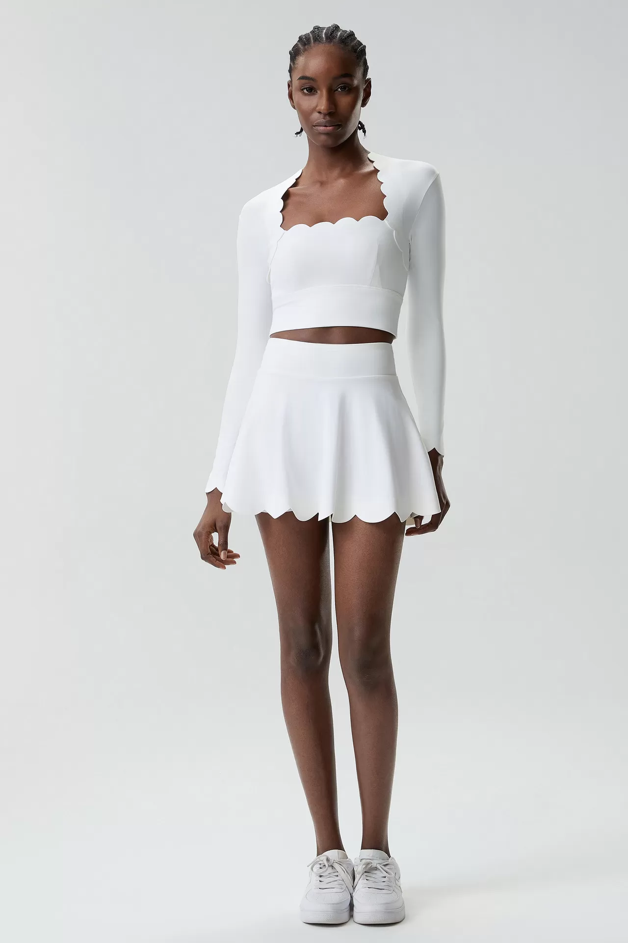  Off white long sleeves-2+skirts