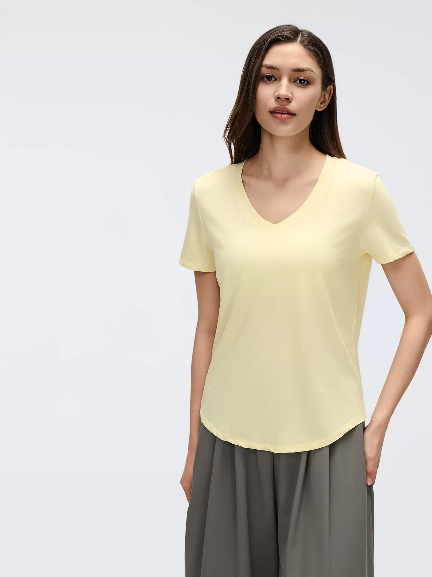 Breathable Quick Drying Loose Fitting Sports Top Versatile Slim Fit Solid Color Fitness Women's Sports Short Sleeves FGBD26087