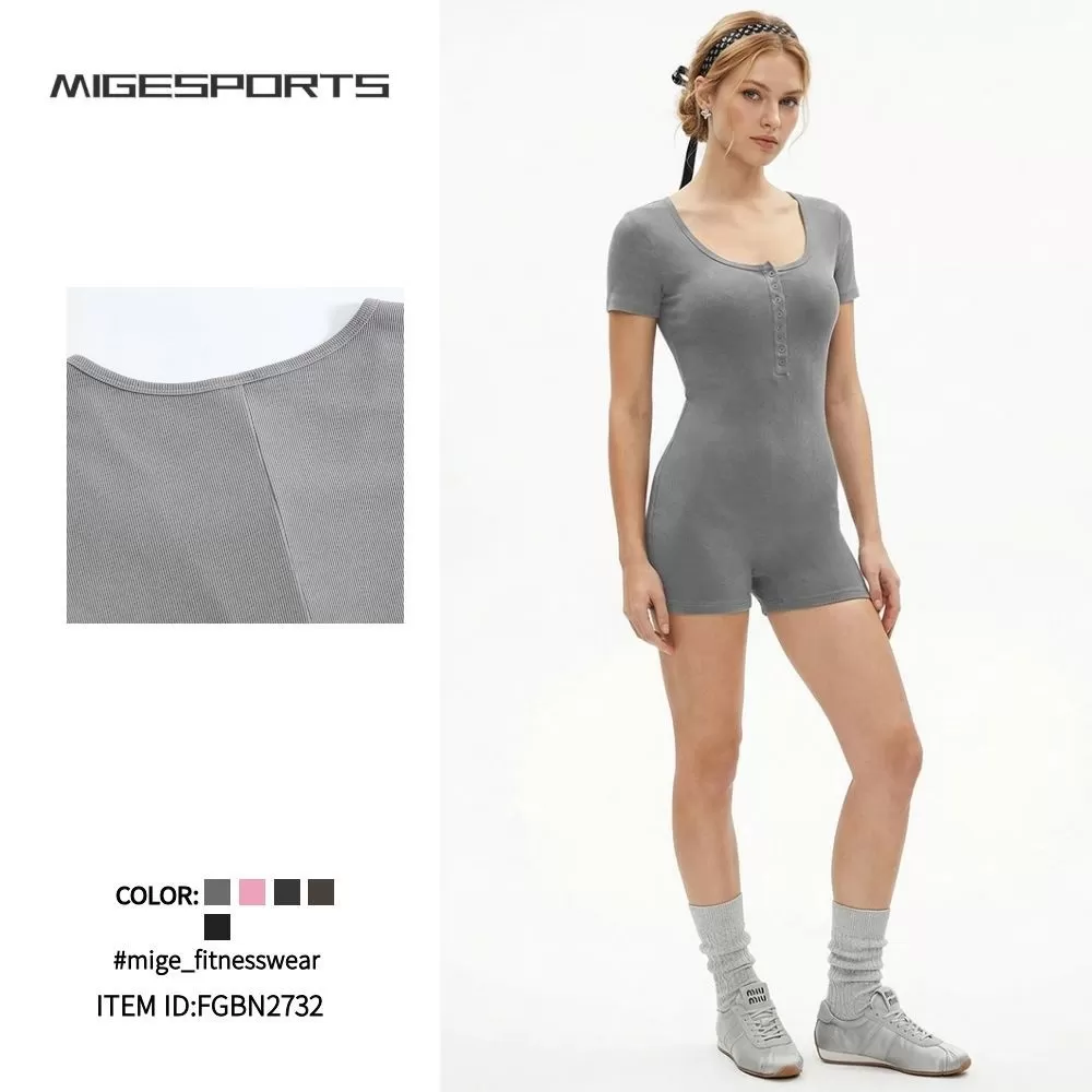 Women's High ElasticityDance Fitness Sports Jumpsuit New Solid Color Tight Short Jumpsuit FGBN2732