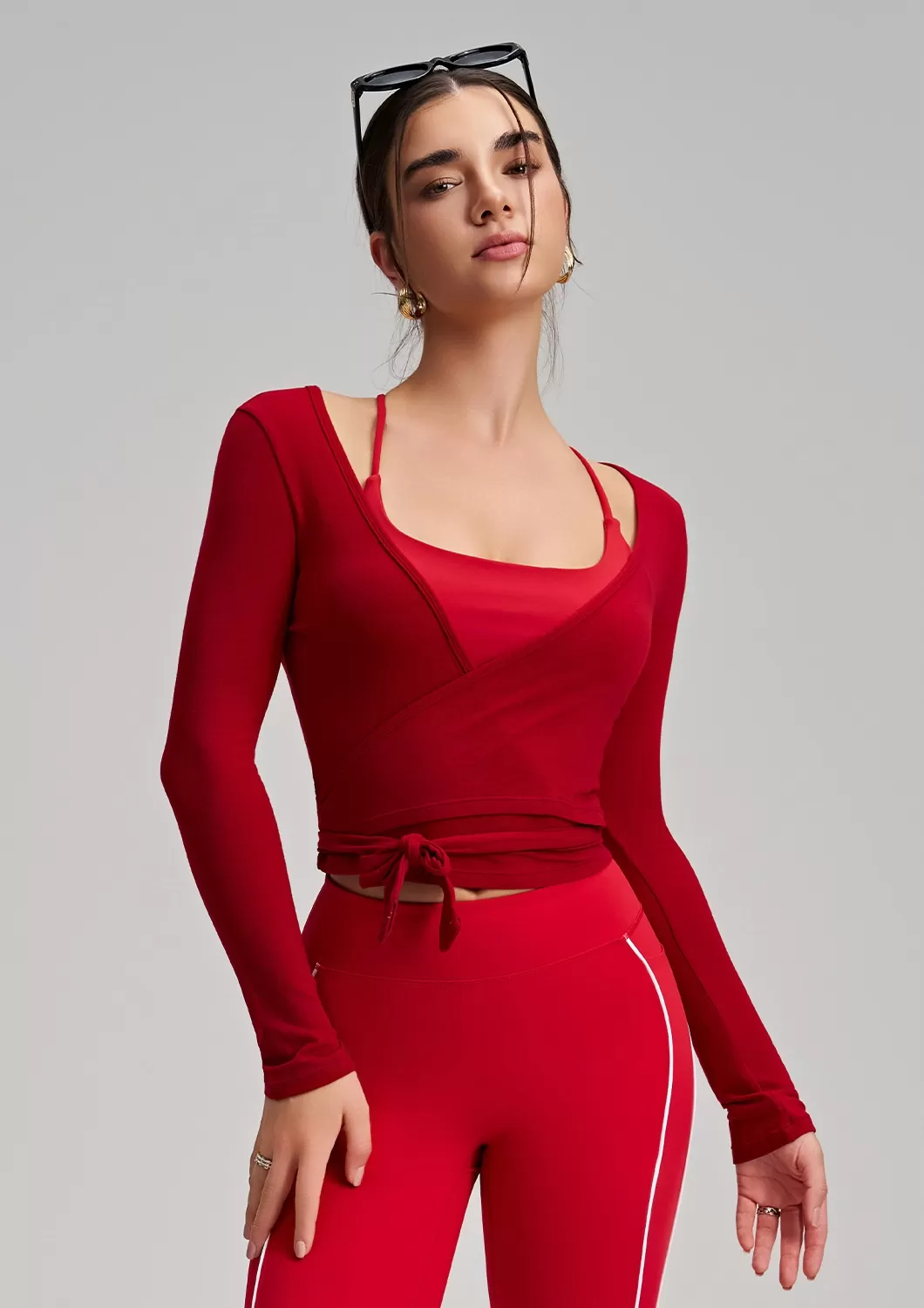 Red long sleeves tops