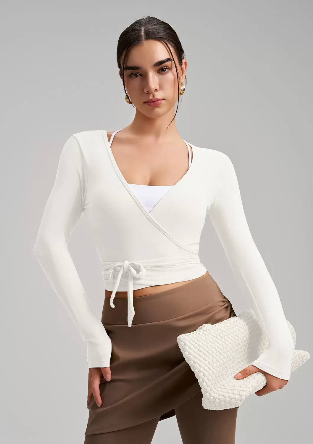 White long sleeves tops