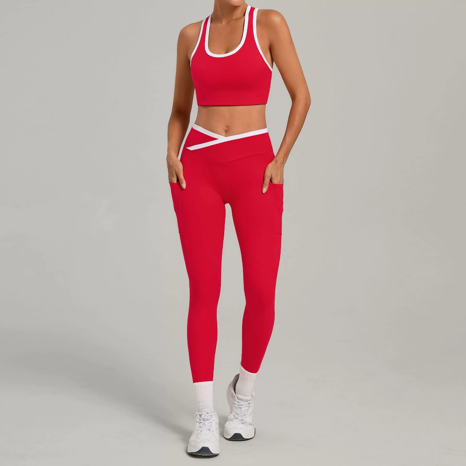 Red singlets+leggings