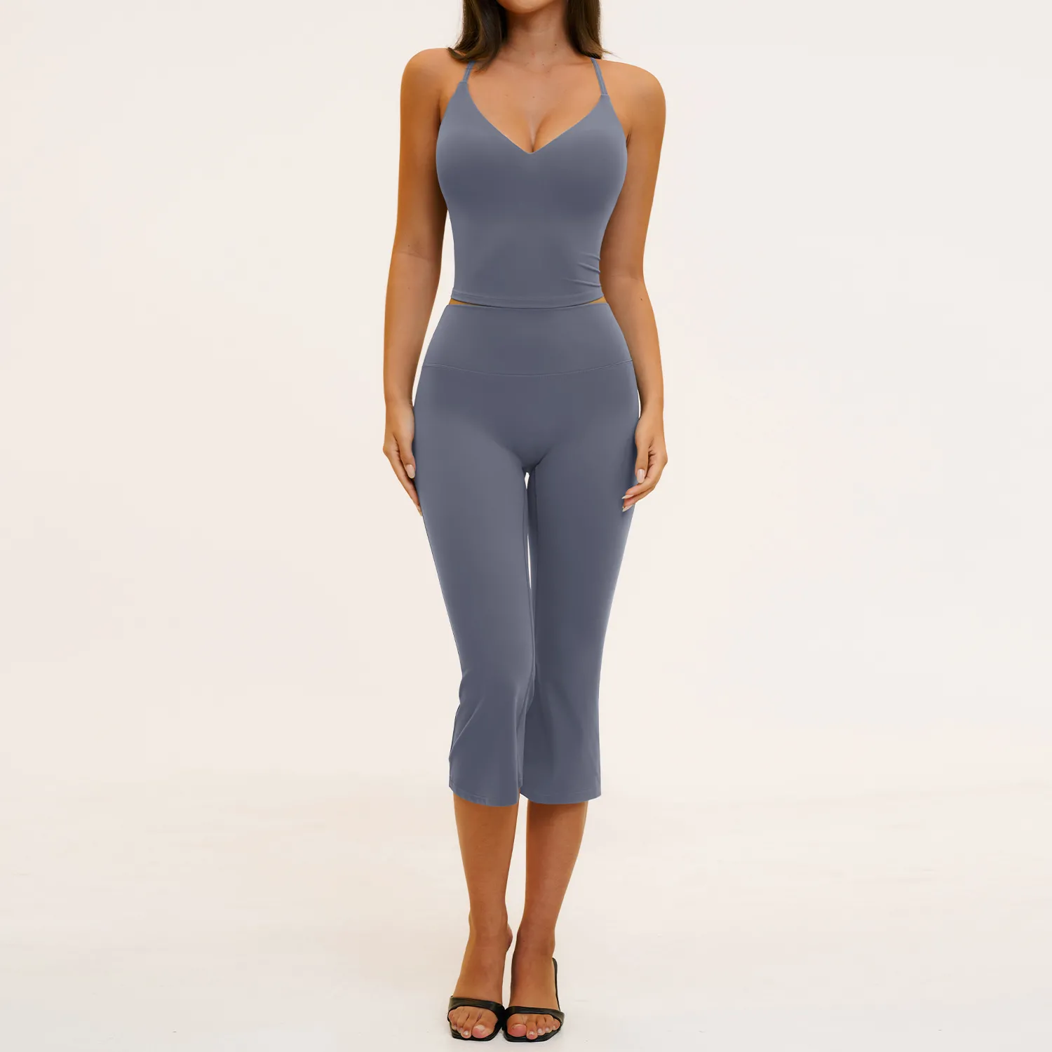 Dusty blue singlets+3/4 length leggings