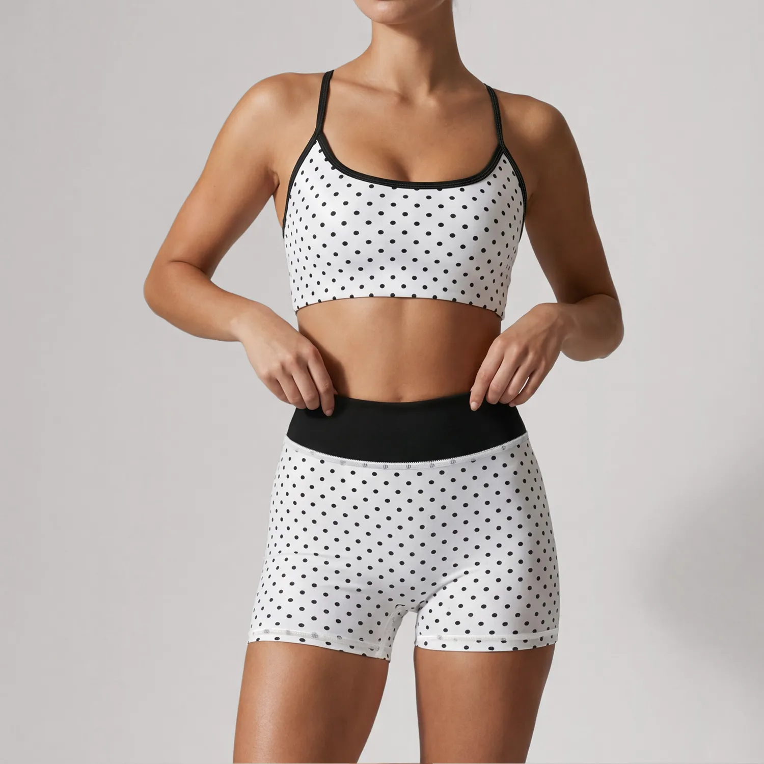 White bra+shorts