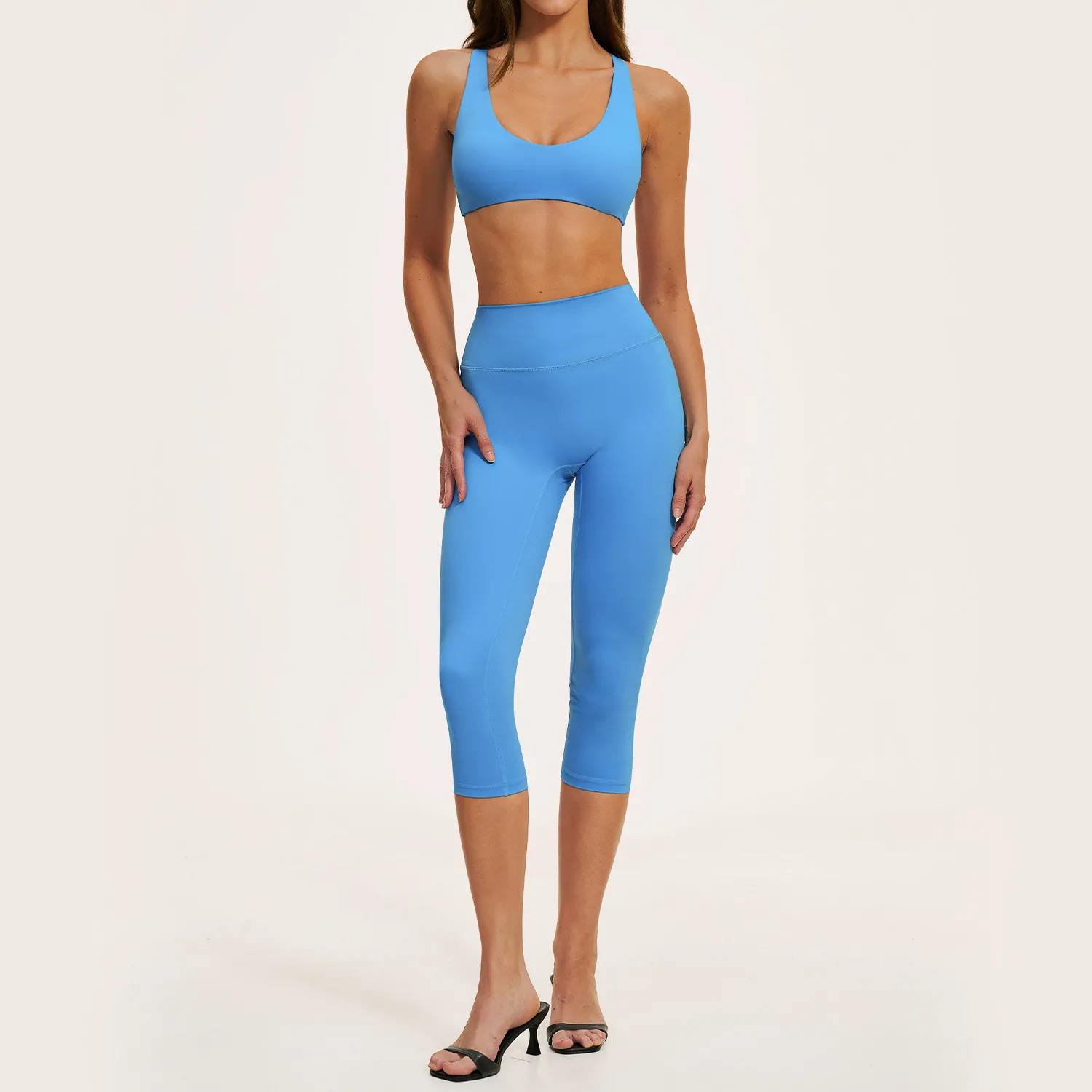 Blue bra+3/4 length leggings
