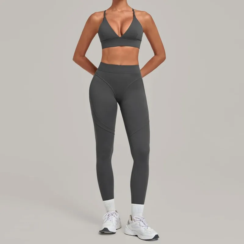 Grey bra+leggings