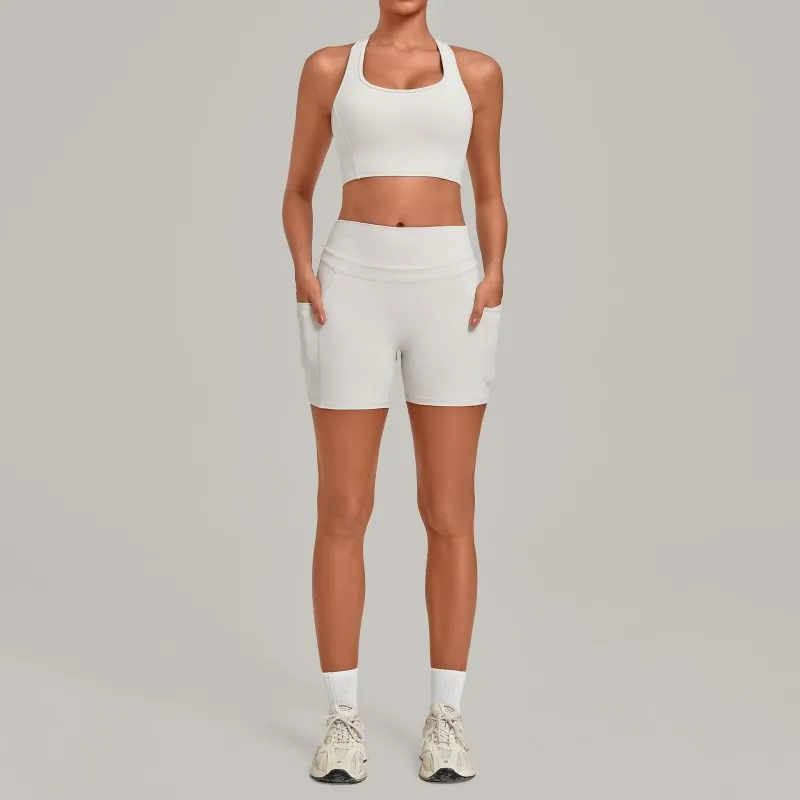 Light grey bra+shorts