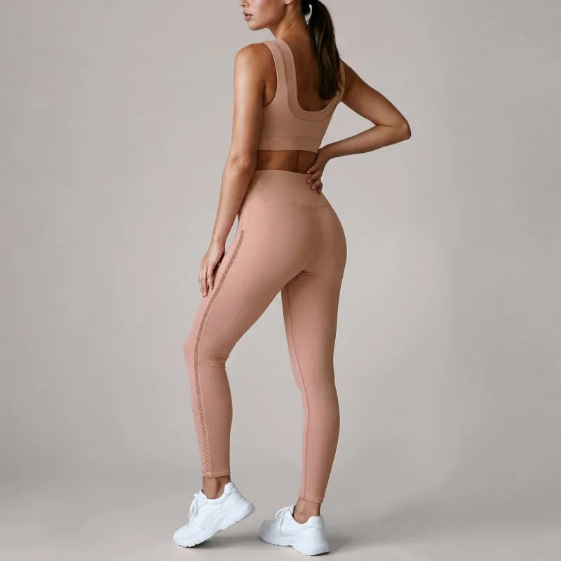 Pink bra+leggings