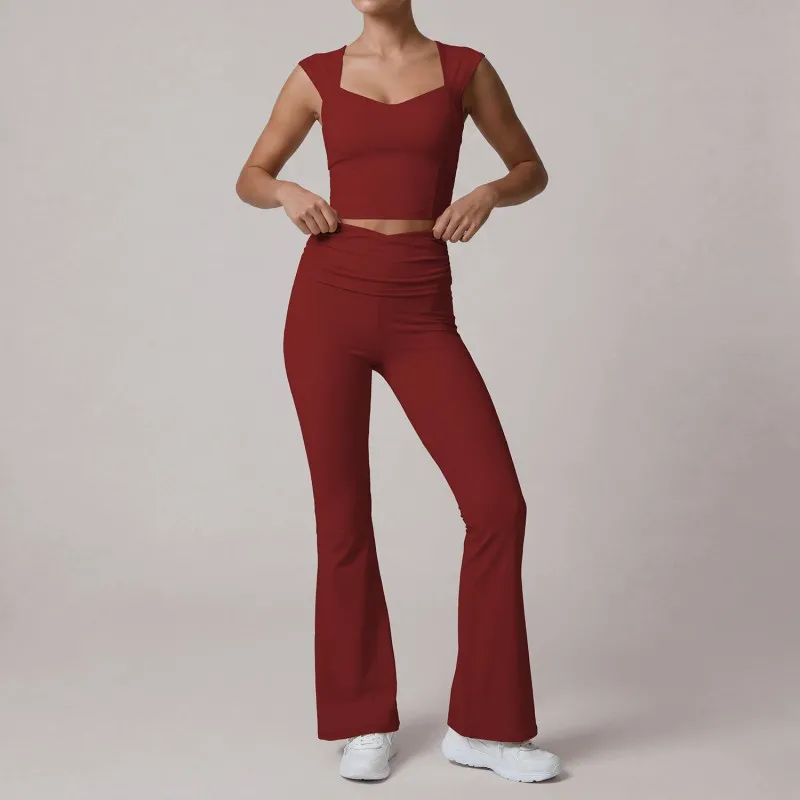 Wine singlets+bell-bottom pants