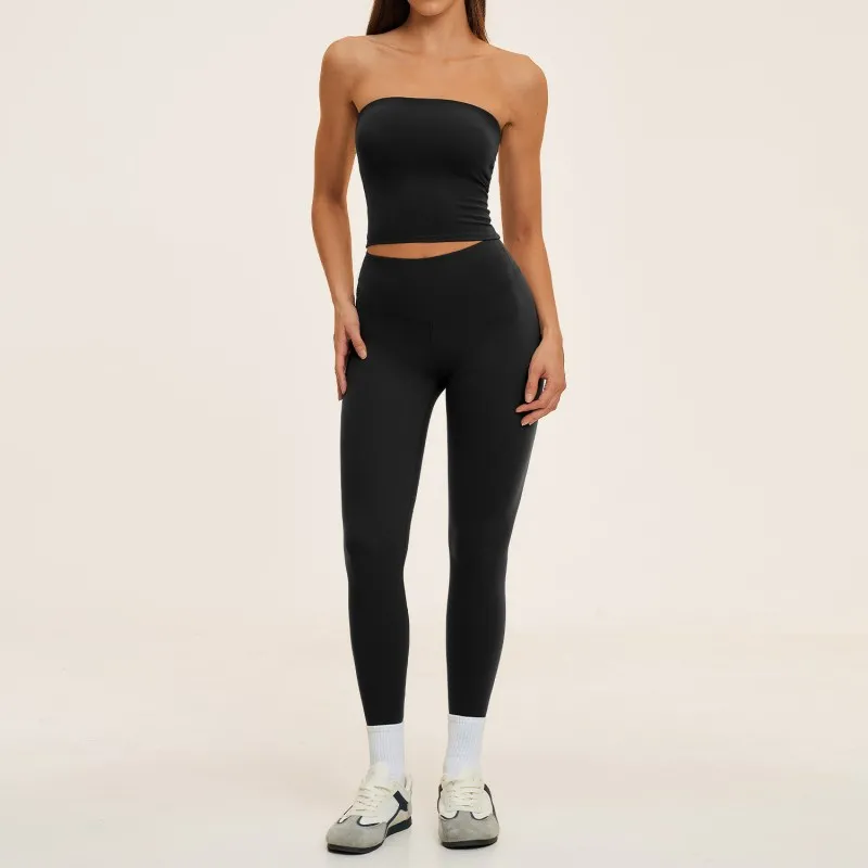 Black tube singlets+leggings