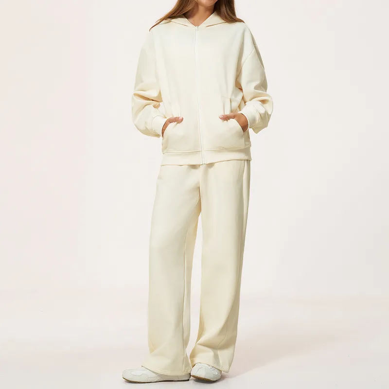 Cream full-zip hoodie+casual pants